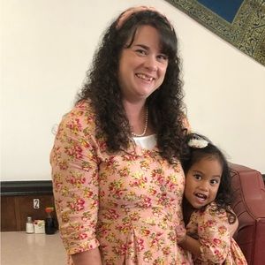 Last chance sale on many items! Tomorrow they go to a consignment store!